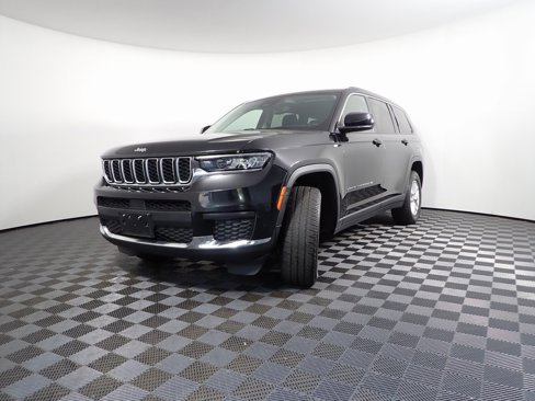 Used 2022 Jeep Grand Cherokee L Laredo w/ Luxury Tech Group I image 9