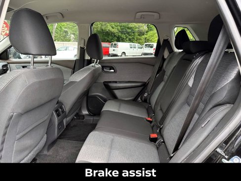 Certified 2022 Nissan Rogue SV image 14