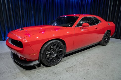 Used 2019 Dodge Challenger GT w/ Performance Handling Group image 1