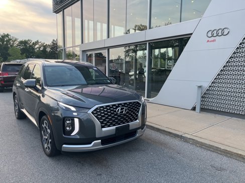 Used 2021 Hyundai Palisade Calligraphy w/ Winter Package image 1