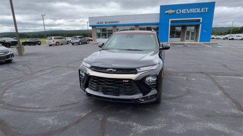 Certified 2023 Chevrolet TrailBlazer RS w/ Sun and Liftgate Package image 3