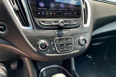 Used 2023 Chevrolet Malibu LT image 15