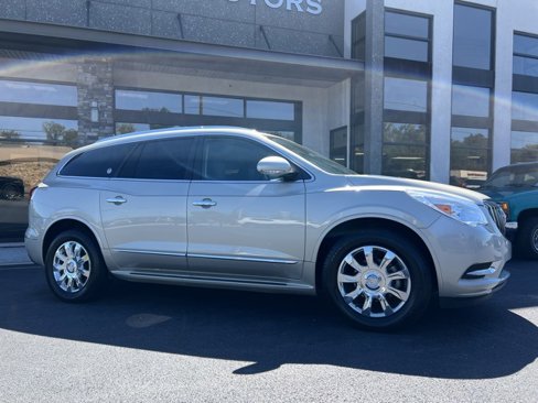 Used 2016 Buick Enclave Premium image 2