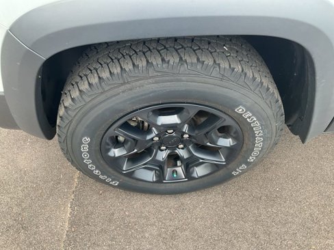 Used 2022 Jeep Cherokee Trailhawk w/ Trailer Tow Group image 31