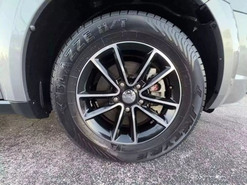 Used 2017 Dodge Journey SE w/ Flexible Seating Group image 39