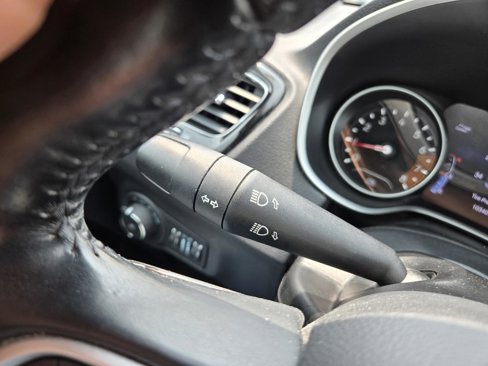 Used 2021 Jeep Compass Latitude image 21