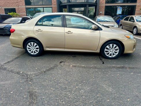 Used 2013 Toyota Corolla LE Special Edition image 5