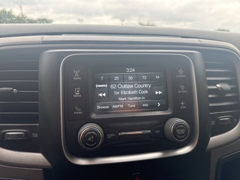Used 2015 RAM 1500 Express image 24