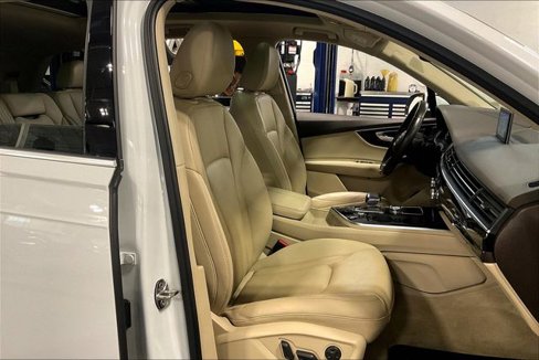 Used 2018 Audi Q7 3.0T Prestige image 7