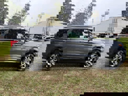 Used 2021 Ford Explorer Platinum w/ Equipment Group 601A image 8