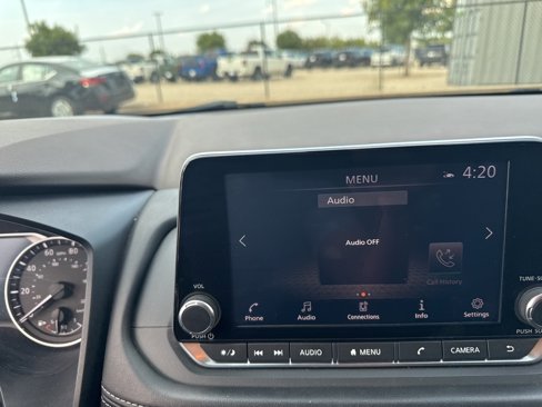 Used 2021 Nissan Rogue SV image 22
