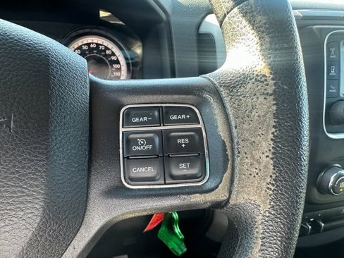 Used 2018 RAM 1500 Express image 32