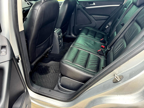 Used 2012 Volkswagen Tiguan SEL image 21