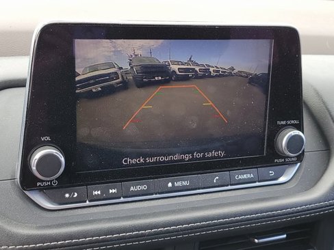 Used 2023 Nissan Rogue S image 20