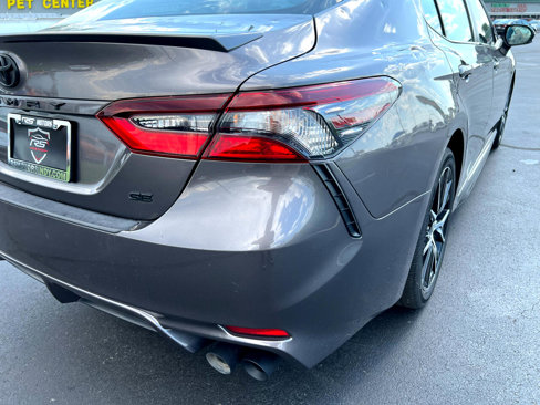 Used 2022 Toyota Camry SE image 24