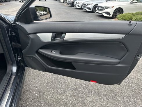 Used 2015 Mercedes-Benz C 250 Coupe image 29