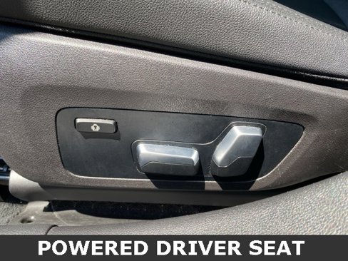 Used 2020 BMW 330i Sedan w/ Driving Assistance Package image 15
