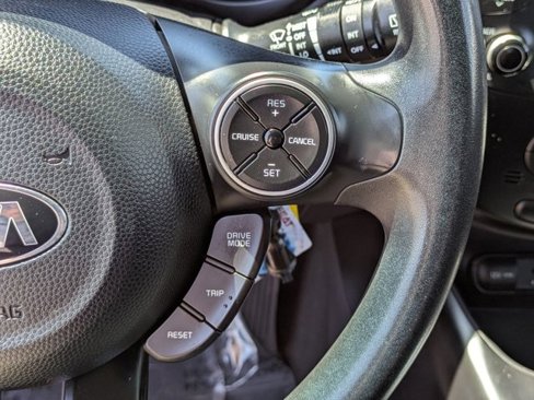 Used 2019 Kia Soul + image 23