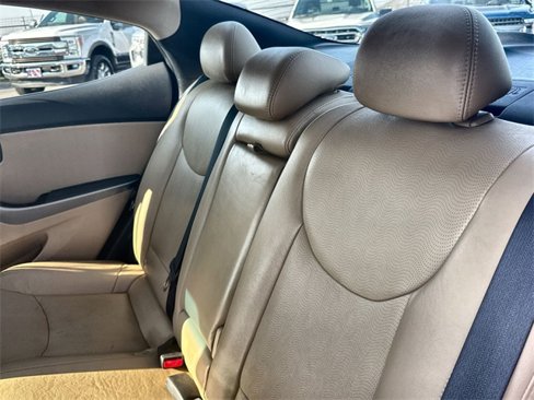 Used 2013 Hyundai Elantra Limited w/ Technology Pkg image 16