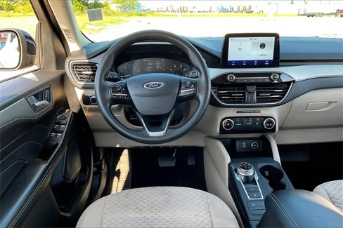 Used 2021 Ford Escape SE image 5