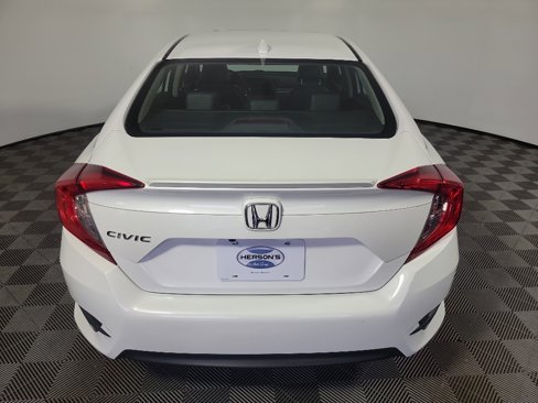 Used 2018 Honda Civic EX-L image 5