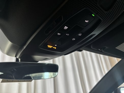 New 2025 Porsche Panamera 4 image 31