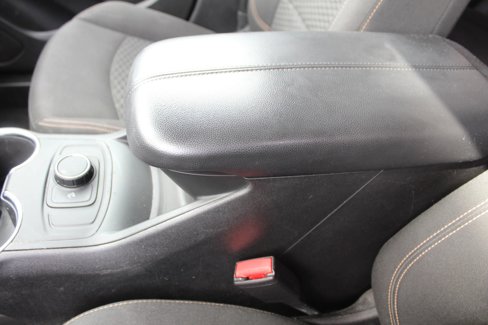 Used 2018 GMC Terrain SLE image 16