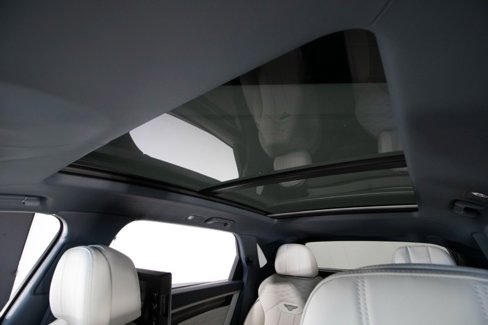 Used 2023 Bentley Bentayga Extended Wheelbase image 39