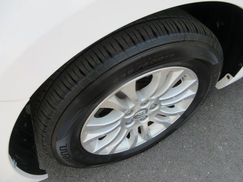 Used 2013 Toyota Sienna XLE image 11