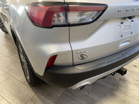 Used 2020 Ford Escape SEL image 32