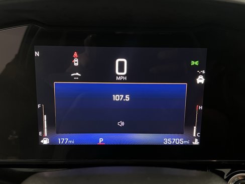 Used 2024 Chevrolet Trax RS w/ Driver Confidence Package image 31