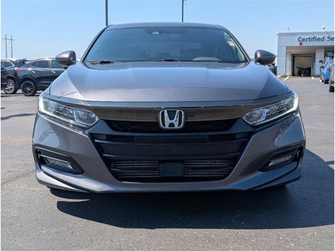 Used 2020 Honda Accord Sport image 2