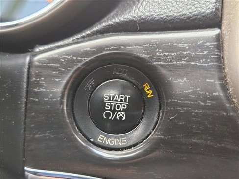 Used 2014 Jeep Grand Cherokee Limited image 21