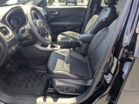 Used 2021 Jeep Compass Latitude image 13