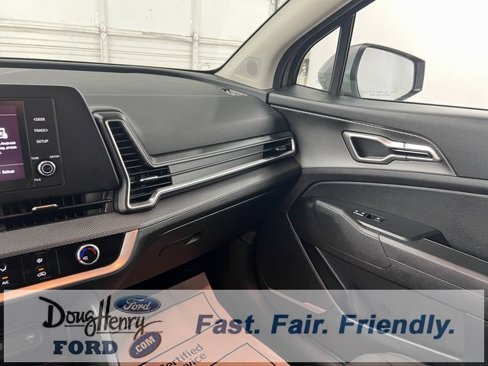Used 2024 Kia Sportage LX image 36