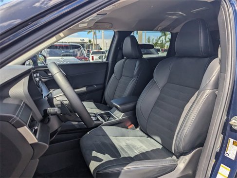 Used 2022 Mitsubishi Outlander SE image 5