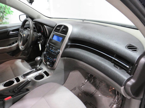 Used 2014 Chevrolet Malibu LS w/ Protection Package image 9