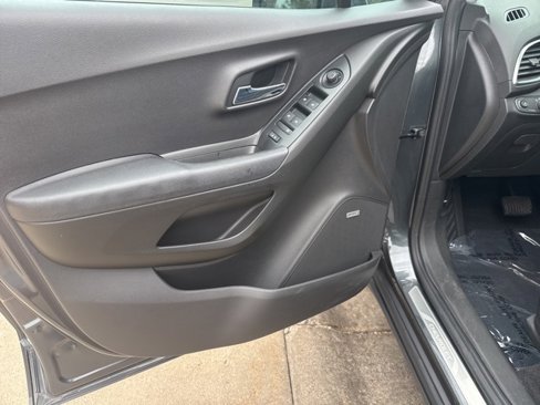 Used 2018 Chevrolet Trax Premier image 13