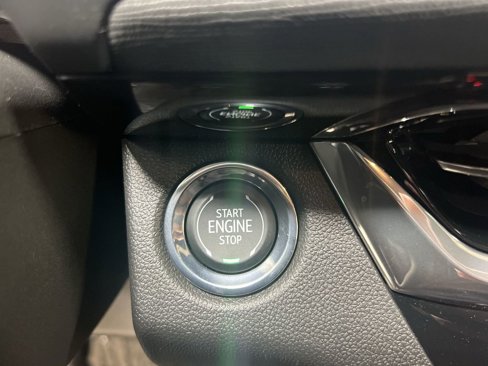 New 2025 Buick Envista Sport Touring w/ Convenience II Package image 16