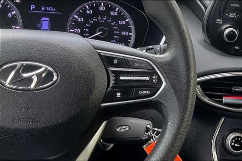 Used 2019 Hyundai Santa Fe SE image 18