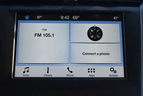 Used 2018 Ford Fusion SE w/ Fusion SE Technology Package image 19