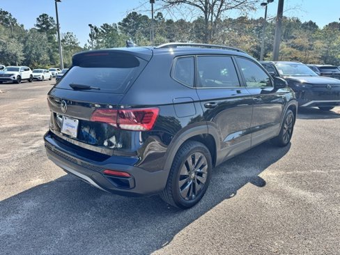 Certified 2024 Volkswagen Taos S image 6