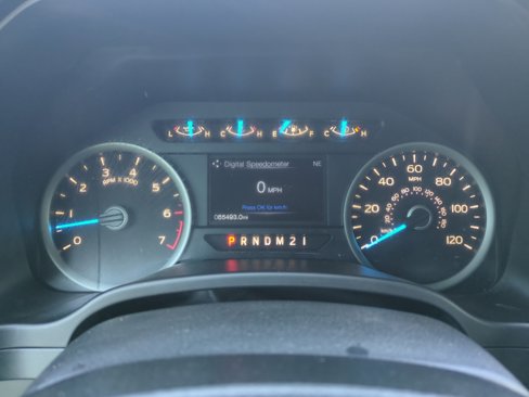 Used 2017 Ford F150 XLT w/ Equipment Group 301A Mid image 10