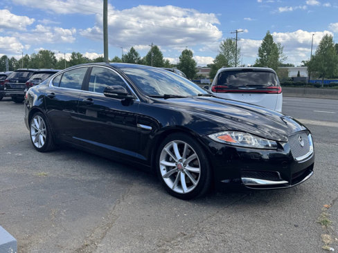 Used 2015 Jaguar XF Portfolio image 4