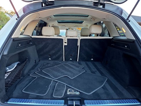 Used 2019 Mercedes-Benz GLC 300 4MATIC w/ Premium Package image 78