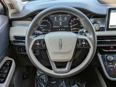 Used 2020 Lincoln Corsair AWD w/ Equipment Group 101A image 16