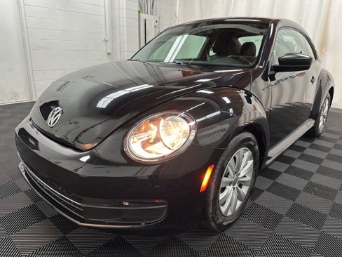Used 2018 Volkswagen Beetle 2.0T S image 4