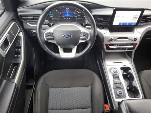 Certified 2022 Ford Explorer XLT image 21