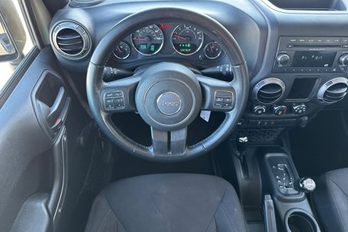 Used 2018 Jeep Wrangler Unlimited Sport w/ Connectivity Group image 28