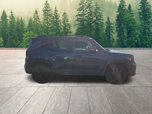 Used 2023 Jeep Renegade Altitude image 7